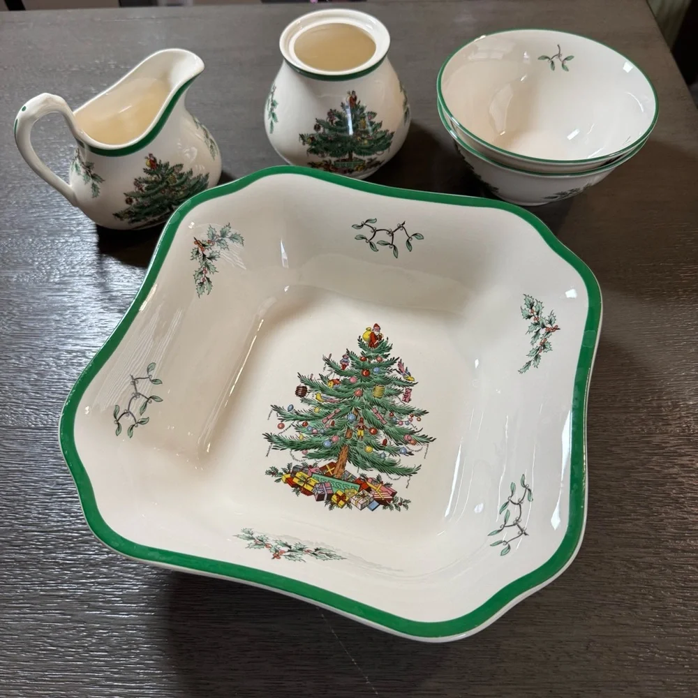 Spode Christmas Dish Set Bowls Plates Creamer Tree Style
